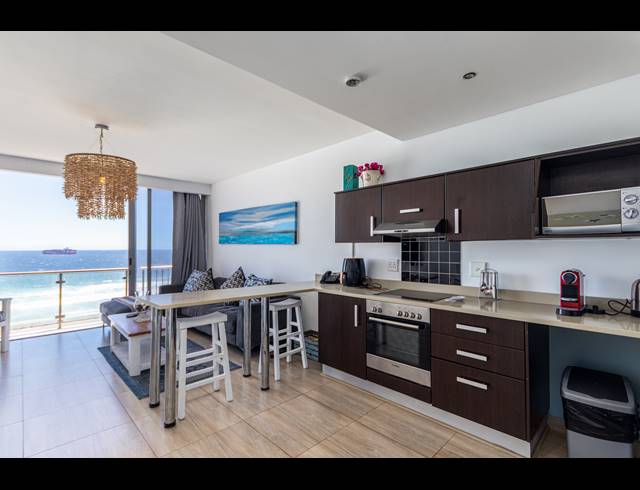 1 BEDROOM SECTIONAL TITLE FOR SALE IN BEACHFRONT